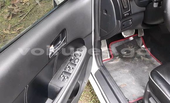 Acheter Occasion Voiture Hyundai i30 Blanc à Libreville, Estuaire Acheter Occasion Voiture Hyundai i30 Blanc à Libreville, Estuaire
