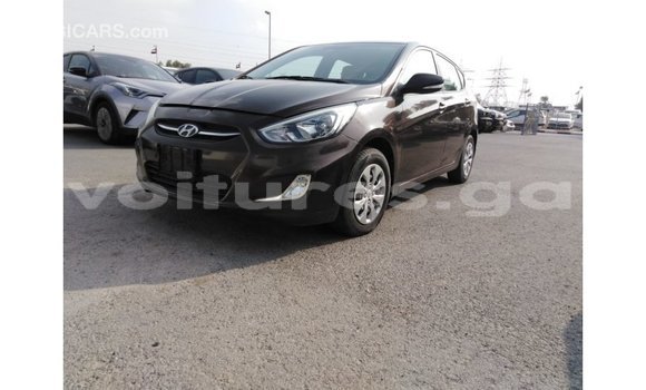 Acheter Import Voiture Hyundai Accent Marron à Import - Dubai, Estuaire Acheter Import Voiture Hyundai Accent Marron à Import - Dubai, Estuaire