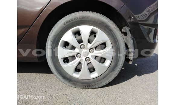 Acheter Import Voiture Hyundai Accent Marron à Import - Dubai, Estuaire Acheter Import Voiture Hyundai Accent Marron à Import - Dubai, Estuaire