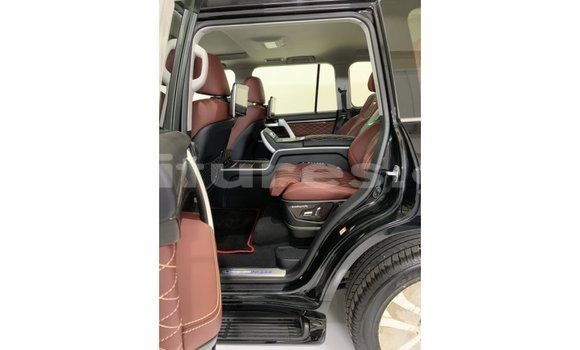 Acheter Import Voiture Toyota Land Cruiser Noir à Import - Dubai, Estuaire Acheter Import Voiture Toyota Land Cruiser Noir à Import - Dubai, Estuaire