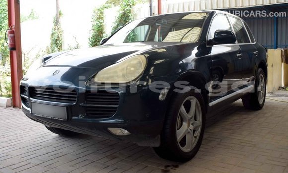 Acheter Import Voiture Porsche Cayenne Vert à Import - Dubai, Estuaire Acheter Import Voiture Porsche Cayenne Vert à Import - Dubai, Estuaire