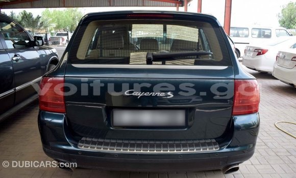 Acheter Import Voiture Porsche Cayenne Vert à Import - Dubai, Estuaire Acheter Import Voiture Porsche Cayenne Vert à Import - Dubai, Estuaire