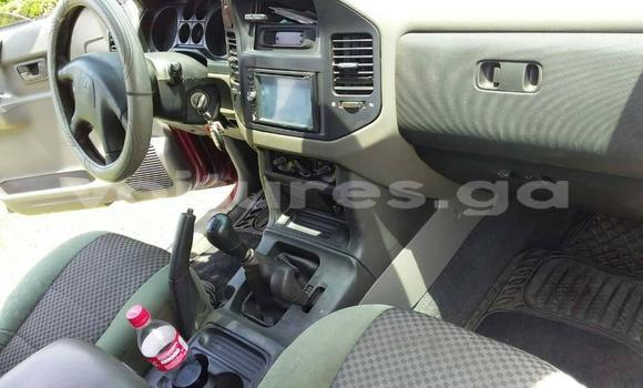 Sayi Na hannu Mitsubishi Pajero Red Mota in Libreville a estuary Sayi Na hannu Mitsubishi Pajero Red Mota in Libreville a estuary