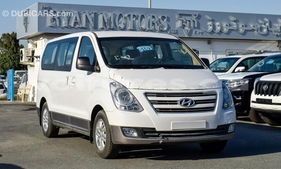 Acheter Import Utilitaire Hyundai Chorus Blanc à Import - Dubai, Estuaire Acheter Import Utilitaire Hyundai Chorus Blanc à Import - Dubai, Estuaire