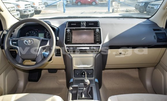 Acheter Import Voiture Toyota Prado Noir à Import - Dubai, Estuaire Acheter Import Voiture Toyota Prado Noir à Import - Dubai, Estuaire