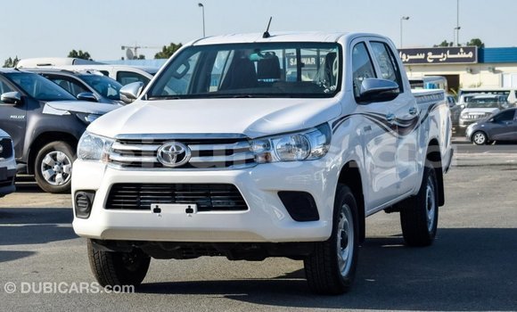 Acheter Import Voiture Toyota Hilux Blanc à Import - Dubai, Estuaire Acheter Import Voiture Toyota Hilux Blanc à Import - Dubai, Estuaire