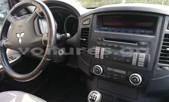 Acheter Occasion Voiture Mitsubishi Pajero Blanc à Libreville, Estuaire Acheter Occasion Voiture Mitsubishi Pajero Blanc à Libreville, Estuaire