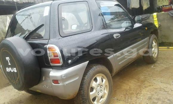 Acheter Occasion Voiture Toyota RAV4 Noir à Libreville, Estuaire Acheter Occasion Voiture Toyota RAV4 Noir à Libreville, Estuaire