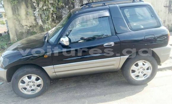 Acheter Occasion Voiture Toyota RAV4 Noir à Libreville, Estuaire Acheter Occasion Voiture Toyota RAV4 Noir à Libreville, Estuaire