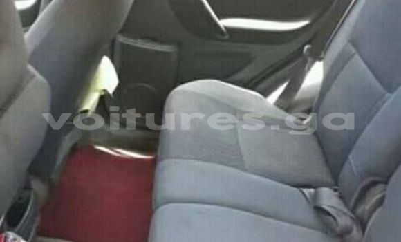 Acheter Occasion Voiture Toyota RAV4 Rouge à Libreville, Estuaire Acheter Occasion Voiture Toyota RAV4 Rouge à Libreville, Estuaire