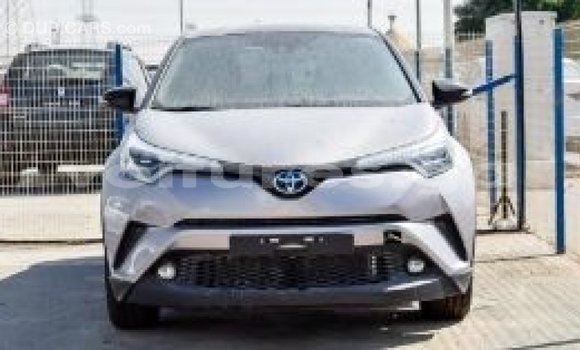 Acheter Import Voiture Toyota C-HR Autre à Import - Dubai, Estuaire Acheter Import Voiture Toyota C-HR Autre à Import - Dubai, Estuaire