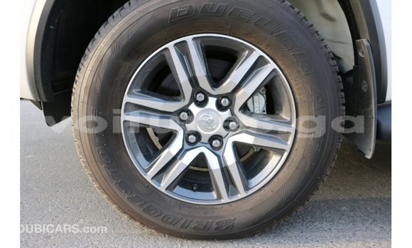 Acheter Import Voiture Toyota Fortuner Noir à Import - Dubai, Estuaire Acheter Import Voiture Toyota Fortuner Noir à Import - Dubai, Estuaire