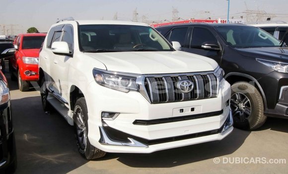Acheter Import Voiture Toyota Prado Blanc à Import - Dubai, Estuaire Acheter Import Voiture Toyota Prado Blanc à Import - Dubai, Estuaire