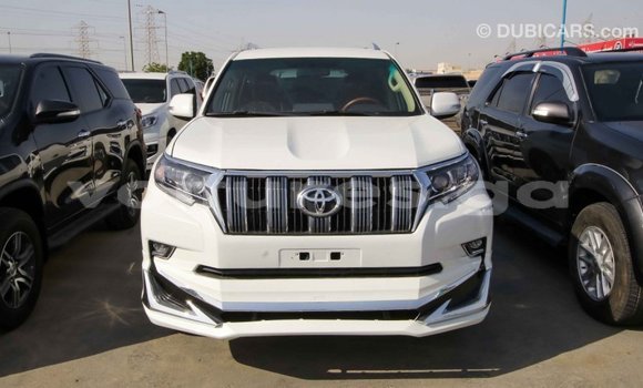 Acheter Import Voiture Toyota Prado Blanc à Import - Dubai, Estuaire Acheter Import Voiture Toyota Prado Blanc à Import - Dubai, Estuaire