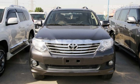 Acheter Import Voiture Toyota Fortuner Autre à Import - Dubai, Estuaire Acheter Import Voiture Toyota Fortuner Autre à Import - Dubai, Estuaire