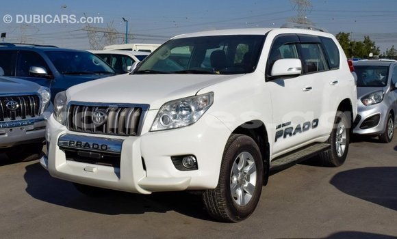 Acheter Import Voiture Toyota Prado Blanc à Import - Dubai, Estuaire Acheter Import Voiture Toyota Prado Blanc à Import - Dubai, Estuaire