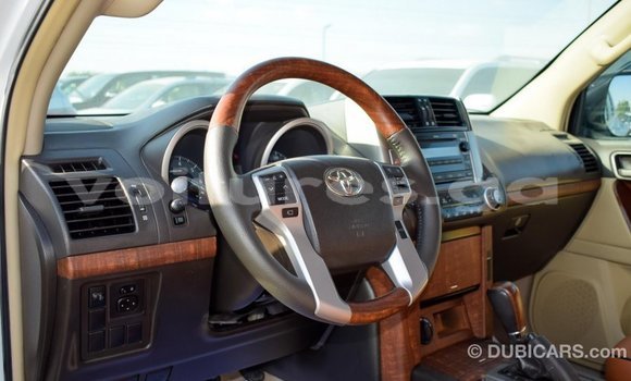 Acheter Import Voiture Toyota Prado Blanc à Import - Dubai, Estuaire Acheter Import Voiture Toyota Prado Blanc à Import - Dubai, Estuaire