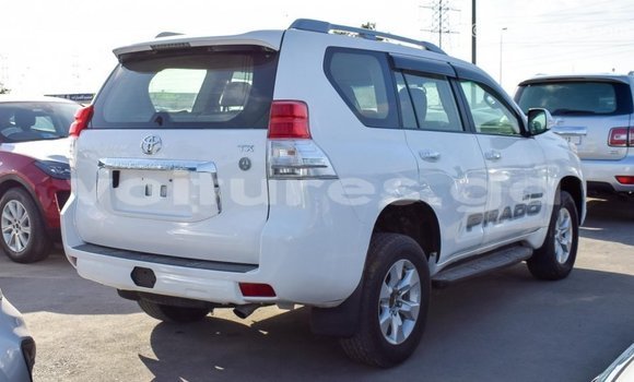 Acheter Import Voiture Toyota Prado Blanc à Import - Dubai, Estuaire Acheter Import Voiture Toyota Prado Blanc à Import - Dubai, Estuaire
