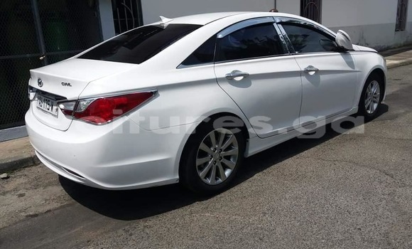 Acheter Occasion Voiture Hyundai Sonata Blanc à Libreville, Estuaire Acheter Occasion Voiture Hyundai Sonata Blanc à Libreville, Estuaire