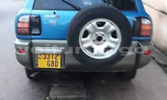 Acheter Occasion Voiture Toyota RAV4 Bleu à Libreville, Estuaire Acheter Occasion Voiture Toyota RAV4 Bleu à Libreville, Estuaire