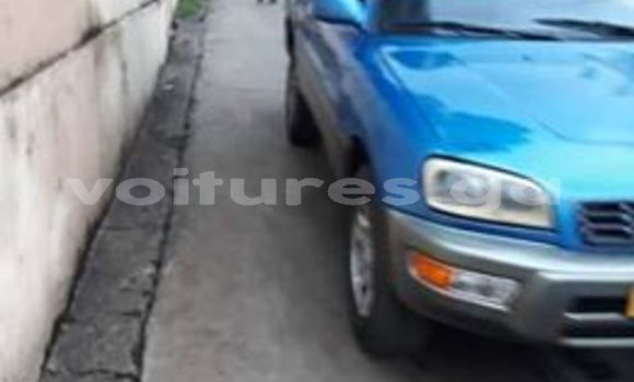 Acheter Occasion Voiture Toyota RAV4 Bleu à Libreville, Estuaire Acheter Occasion Voiture Toyota RAV4 Bleu à Libreville, Estuaire