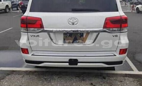 Acheter Occasion Voiture Toyota Land Cruiser Blanc à Libreville, Estuaire Acheter Occasion Voiture Toyota Land Cruiser Blanc à Libreville, Estuaire