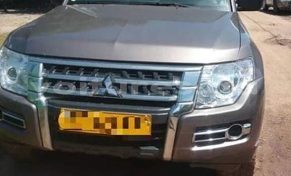 Acheter Occasion Voiture Mitsubishi Pajero Marron à Libreville, Estuaire Acheter Occasion Voiture Mitsubishi Pajero Marron à Libreville, Estuaire