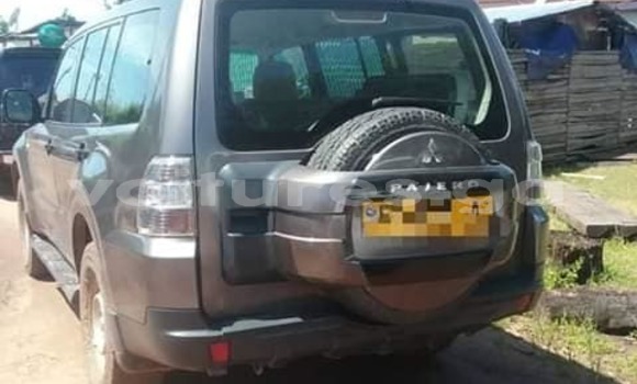 Acheter Occasion Voiture Mitsubishi Pajero Marron à Libreville, Estuaire Acheter Occasion Voiture Mitsubishi Pajero Marron à Libreville, Estuaire