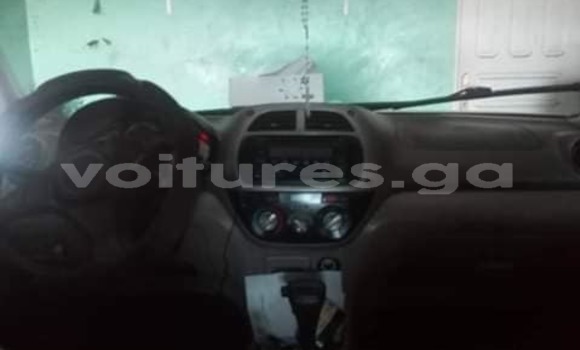 Acheter Occasion Voiture Toyota RAV4 Blanc à Libreville, Estuaire Acheter Occasion Voiture Toyota RAV4 Blanc à Libreville, Estuaire