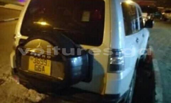 Acheter Occasion Voiture Mitsubishi Pajero Blanc à Libreville, Estuaire Acheter Occasion Voiture Mitsubishi Pajero Blanc à Libreville, Estuaire