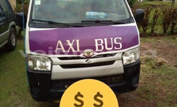 Acheter Occasion Voiture Toyota Hiace Gris à Libreville, Estuaire Acheter Occasion Voiture Toyota Hiace Gris à Libreville, Estuaire