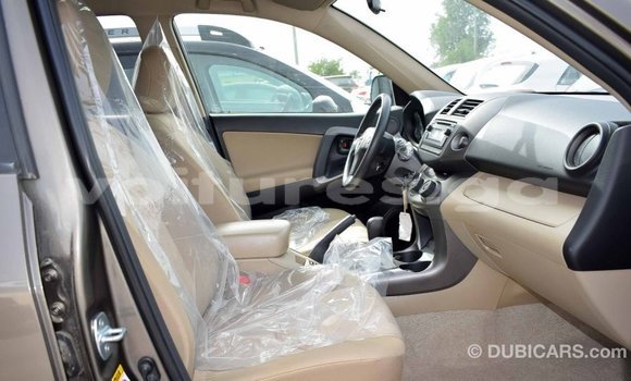 Acheter Import Utilitaire Toyota HiAce Autre à Import - Dubai, Estuaire Acheter Import Utilitaire Toyota HiAce Autre à Import - Dubai, Estuaire