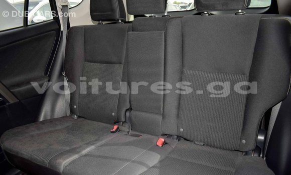 Acheter Import Utilitaire Toyota HiAce Autre à Import - Dubai, Estuaire Acheter Import Utilitaire Toyota HiAce Autre à Import - Dubai, Estuaire