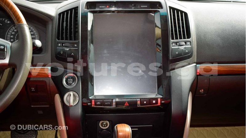 Big with watermark b4bc369e 6db8 4c94 a2a9 53ac81044755