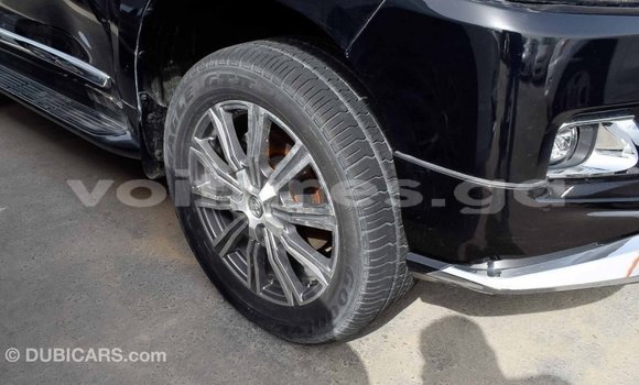 Acheter Import Voiture Toyota Land Cruiser Noir à Import - Dubai, Estuaire Acheter Import Voiture Toyota Land Cruiser Noir à Import - Dubai, Estuaire