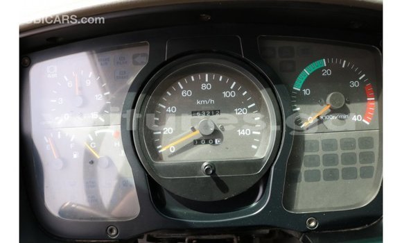 Acheter Import Utilitaire Nissan Evalia Blanc à Import - Dubai, Estuaire