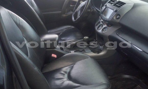 Acheter Occasion Voiture Toyota RAV4 Gris à Libreville, Estuaire Acheter Occasion Voiture Toyota RAV4 Gris à Libreville, Estuaire