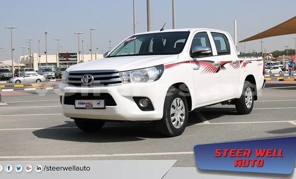 Acheter Import Voiture Toyota Hilux Blanc à Import - Dubai, Estuaire Acheter Import Voiture Toyota Hilux Blanc à Import - Dubai, Estuaire