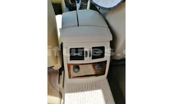 Acheter Import Voiture BMW X1 Blanc à Import - Dubai, Estuaire Acheter Import Voiture BMW X1 Blanc à Import - Dubai, Estuaire