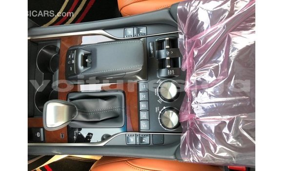 Acheter Import Voiture Lexus LX Blanc à Import - Dubai, Estuaire Acheter Import Voiture Lexus LX Blanc à Import - Dubai, Estuaire