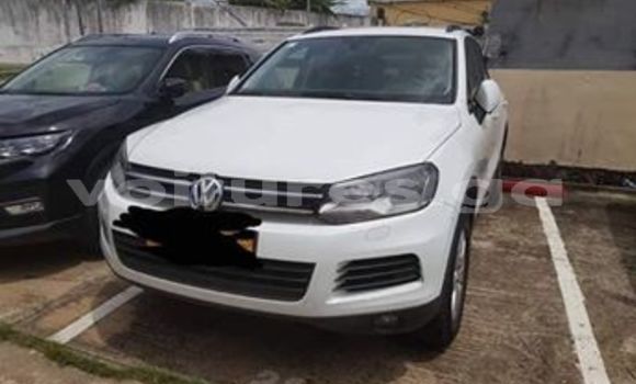 Acheter Occasion Voiture Volkswagen Touareg Blanc à Libreville, Estuaire