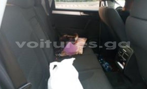 Acheter Occasion Voiture Volkswagen Touareg Blanc à Libreville, Estuaire Acheter Occasion Voiture Volkswagen Touareg Blanc à Libreville, Estuaire