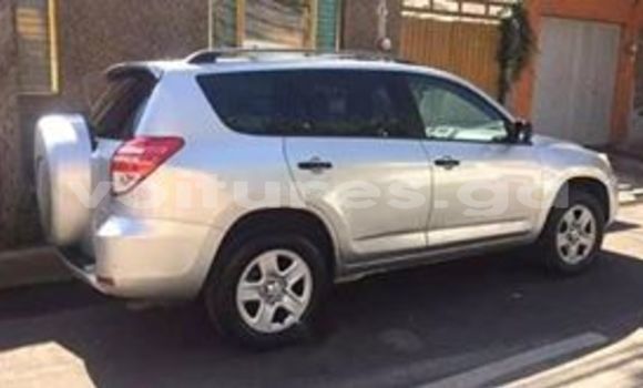 Acheter Occasion Voiture Toyota RAV4 Gris à Libreville, Estuaire Acheter Occasion Voiture Toyota RAV4 Gris à Libreville, Estuaire