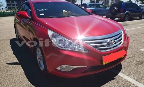 Acheter Occasion Voiture Hyundai Sonata Rouge à Libreville, Estuaire Acheter Occasion Voiture Hyundai Sonata Rouge à Libreville, Estuaire
