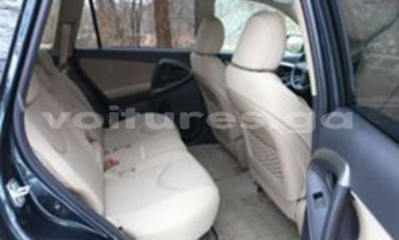 Acheter Occasion Voiture Toyota RAV4 Bleu à Libreville, Estuaire Acheter Occasion Voiture Toyota RAV4 Bleu à Libreville, Estuaire