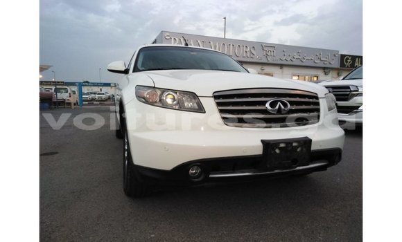 Acheter Import Voiture Infiniti FX Blanc à Import - Dubai, Estuaire
