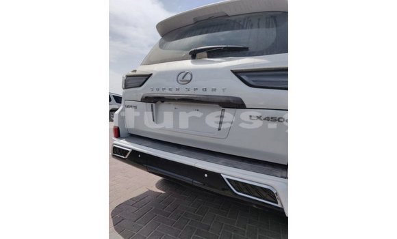 Acheter Import Voiture Lexus LX Blanc à Import - Dubai, Estuaire Acheter Import Voiture Lexus LX Blanc à Import - Dubai, Estuaire