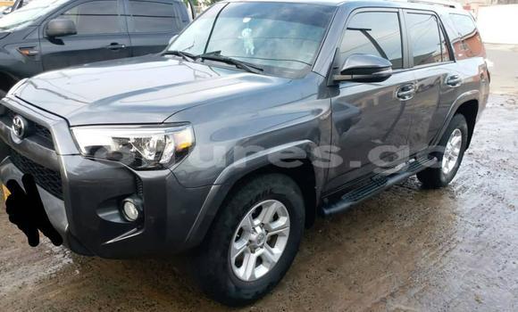 Sayi Na hannu Toyota 4Runner Black Mota in Libreville a estuary Sayi Na hannu Toyota 4Runner Black Mota in Libreville a estuary