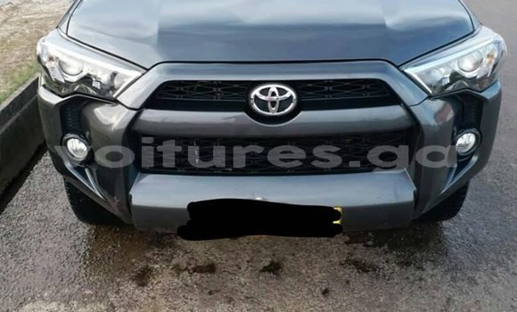 Sayi Na hannu Toyota 4Runner Black Mota in Libreville a estuary Sayi Na hannu Toyota 4Runner Black Mota in Libreville a estuary
