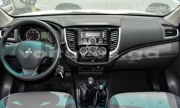 Acheter Import Voiture Mitsubishi L200 Autre à Import - Dubai, Estuaire Acheter Import Voiture Mitsubishi L200 Autre à Import - Dubai, Estuaire